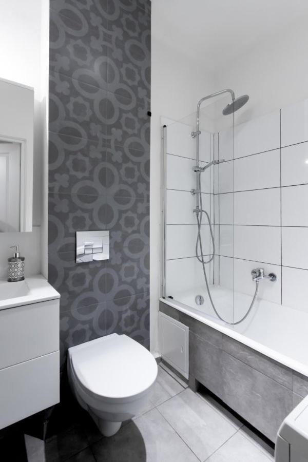 Clicktheflat Avenue Place Apart Rooms Βαρσοβία Εξωτερικό φωτογραφία